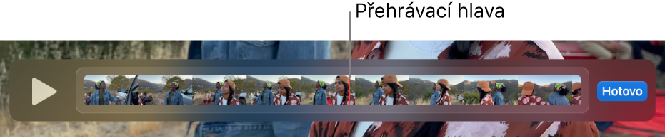 Klip v okně QuickTime Playeru, s přehrávací hlavou přibližně uprostřed klipu